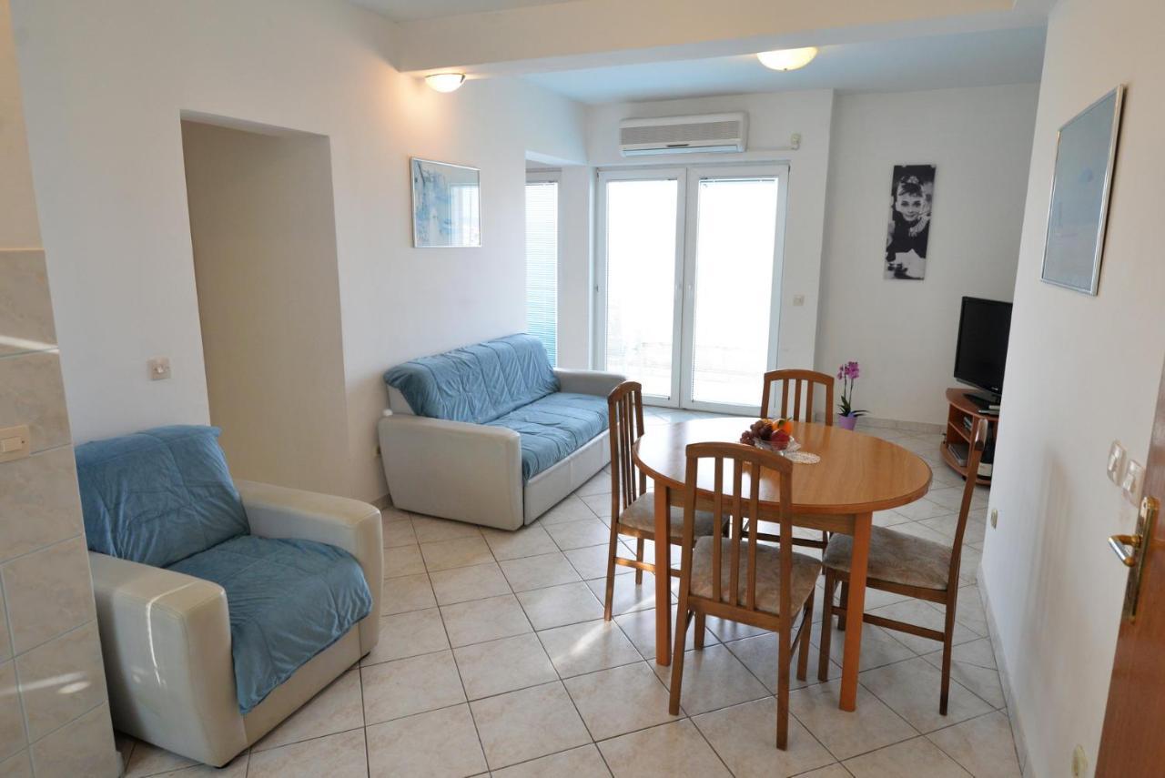 Apartman Rasip, Murter Luaran gambar